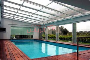 مظلات مسابح بتغطيات لكسان